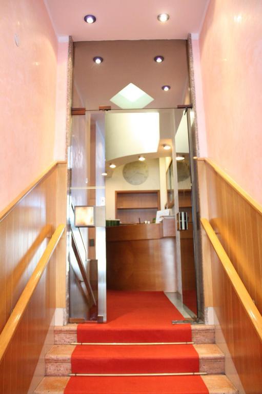 Hotel Paola Milano Esterno foto