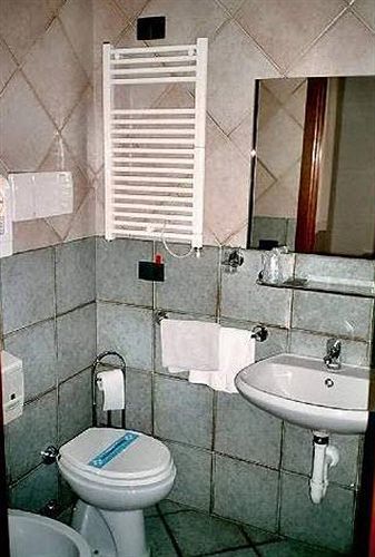 Hotel Paola Milano Esterno foto